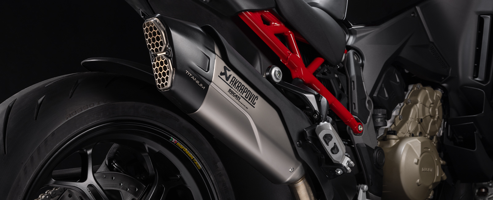 Ducati-MY25-Multistrada-V4-Pikes-Peak-overview-carousel-hero-link-1600x650-04